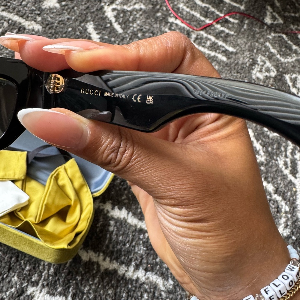 Gucci Sunglasses - Great Condition! - Picture 4 of 4